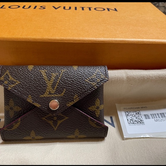 LV Monogram kirigami pouch - small size - Picture 2 of 7